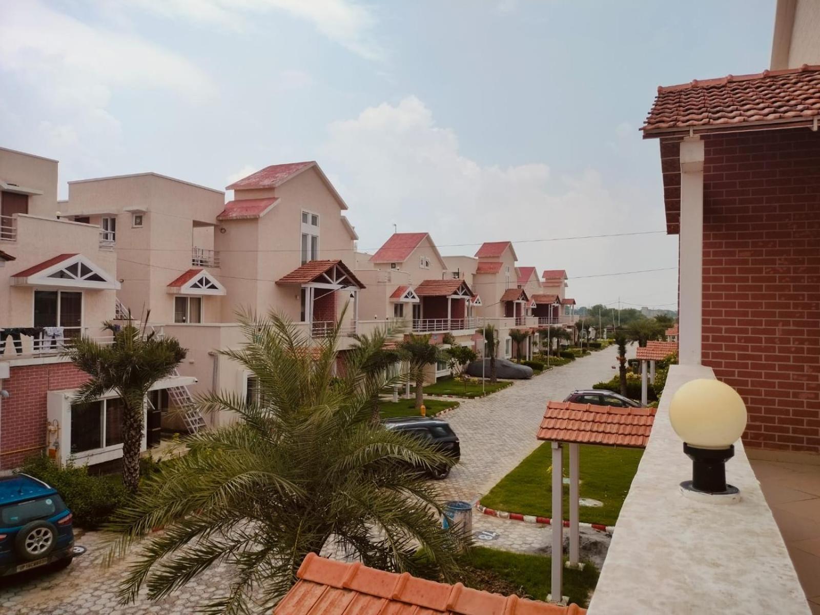 Umang - Premium Resort Like Villa In Вриндавана Экстерьер фото